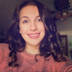 Meet your Posher, Vivian